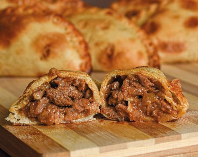 Best Empanada de Carne Cortada a Cuchillo Near Me
